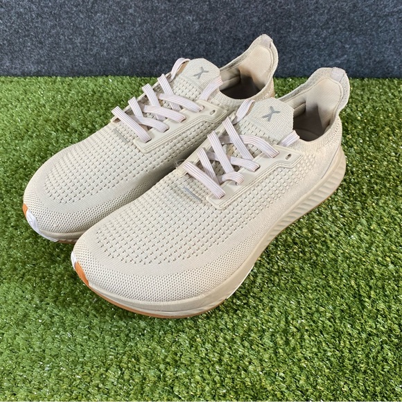 Flux footwear Women's Cream Sneakers - Picture 3 of 16